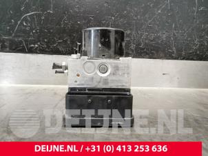 Gebruikte ABS Pomp Volvo XC60 I (DZ) 2.0 D3 16V Prijs € 100,00 Margeregeling aangeboden door van Deijne Onderdelen Uden B.V.