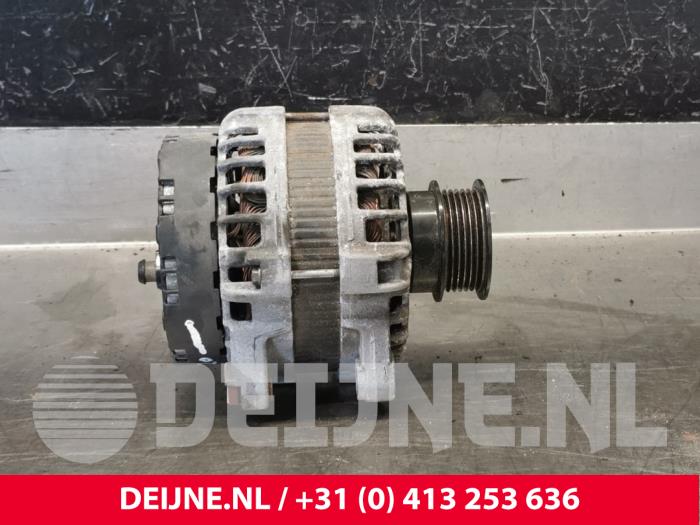 Gebruikte Dynamo Volvo XC60 I (DZ) 2.0 D3 16V Prijs € 50,00 Margeregeling aangeboden door van Deijne Onderdelen Uden B.V.