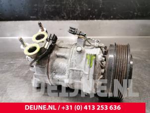 Volvo V40 Air conditioning pump O206026 photo 3