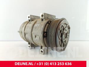 Volvo V70 Air conditioning pump O206166 photo 2