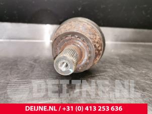 Volvo V70 Front drive shaft, left O206249 photo 2
