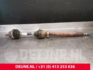 Gebruikte Steekas rechts-voor Volvo V70 (BW) 2.0 D3 20V Prijs € 125,00 Margeregeling aangeboden door van Deijne Onderdelen Uden B.V.
