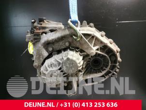 Volvo V70 Gearbox O206309 photo 3