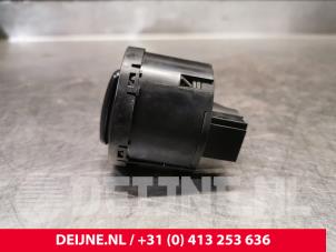 Volkswagen Caddy Licht Schakelaar O206364 foto 2