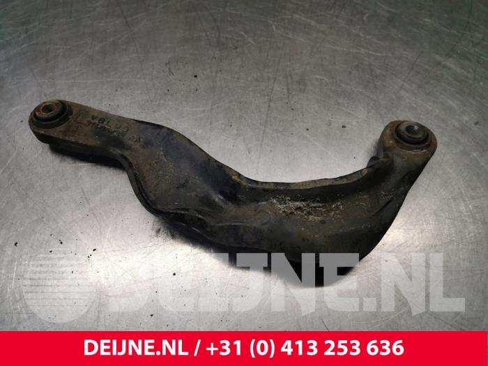 Volvo V60 Draagarm boven links-achter O206417