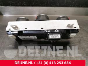 Renault Master Heater control panel O206556 photo 3