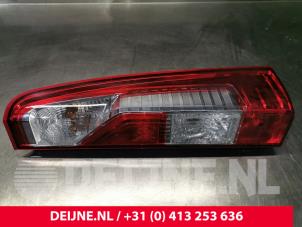 Gebruikte Achterlicht rechts Renault Master IV (JV) 2.3 dCi 16V 150 Prijs € 78,65 Inclusief btw aangeboden door van Deijne Onderdelen Uden B.V.