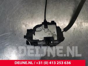 Renault Master Deurslot Mechaniek 2Deurs rechts O206597 foto 2