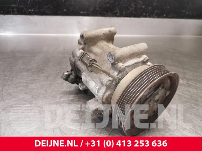 Gebruikte Aircopomp Renault Kangoo Express (FW) 1.5 dCi 90 FAP Prijs € 93,78 Inclusief btw aangeboden door van Deijne Onderdelen Uden B.V.