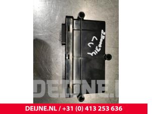 Tesla Model S Central door locking module O207062 photo 3