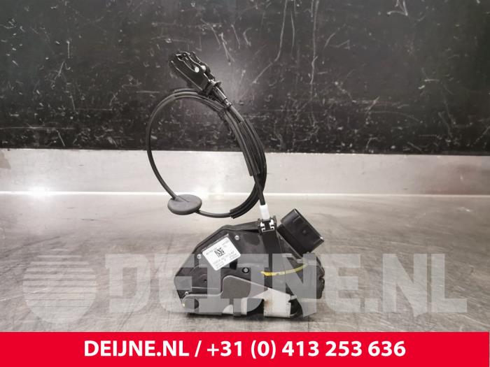 Ford Transit Courier Deurslot Mechaniek 2Deurs links O207102