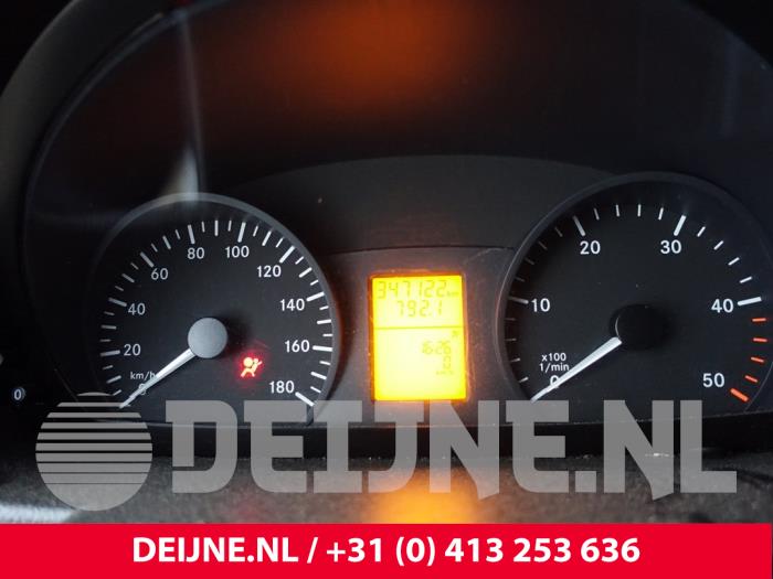 Mercedes Sprinter Kilometerteller KM O207217