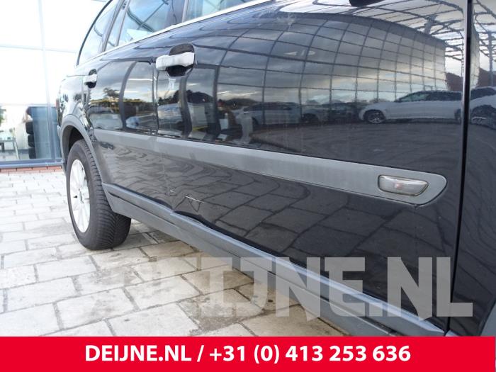 Volvo XC90 Tür 4-türig rechts vorne O207405