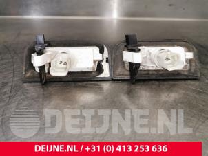 Opel Vivaro Kennzeichenbeleuchtung O207447 foto 2