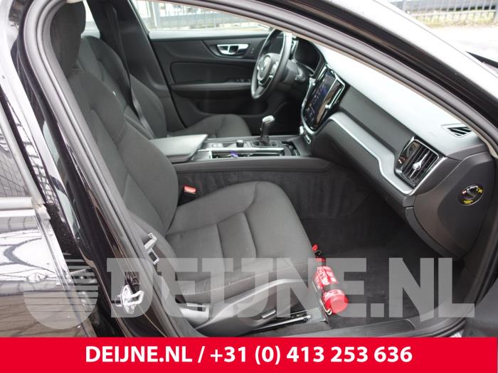 Volvo V60 Front seatbelt, right O207523