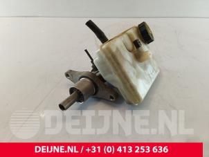 Opel Movano Hauptbremszylinder O207677 foto 2