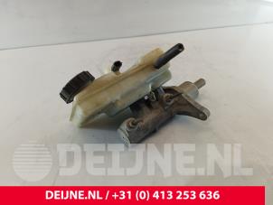 Gebruikte Hoofdremcilinder Opel Movano 2.3 CDTi 16V FWD Prijs € 60,50 Inclusief btw aangeboden door van Deijne Onderdelen Uden B.V.