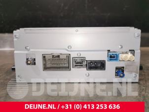 Volvo V70 CD player O207732 photo 3