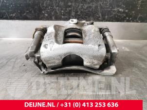 Renault Trafic Remklauw (Tang) links-voor O207778 foto 2