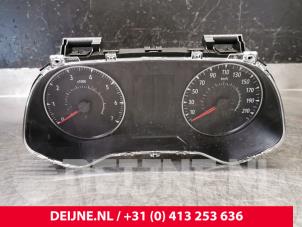 Gebruikte Tellerklok Renault Trafic (1FL/2FL/3FL/4FL) 2.0 dCi 16V 130 Prijs € 151,25 Inclusief btw aangeboden door van Deijne Onderdelen Uden B.V.