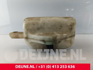 Citroen Jumpy Front windscreen washer reservoir O207844 photo 3