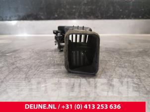 Mercedes Sprinter Dashboard vent O207893 photo 3