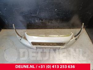 Volvo V50 Front bumper O207968 photo 2