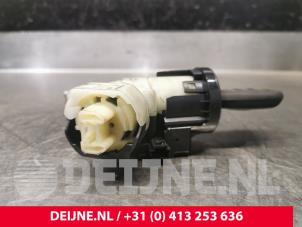 Renault Trafic Ignition lock + key O208172 photo 3