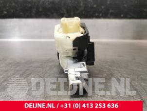 Renault Trafic Ignition lock + key O208172 photo 2