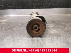 Mercedes Sprinter Stoßdämpfer rechts vorne O208196 foto 2