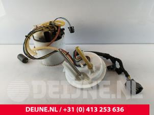 Gebruikte Tank element Pomp Volvo V60 II (ZW) 2.0 B3 16V Mild Hybrid Prijs € 145,00 Margeregeling aangeboden door van Deijne Onderdelen Uden B.V.