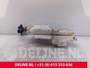 Volvo V60 Ruitensproeiertank voor O208255 foto 2