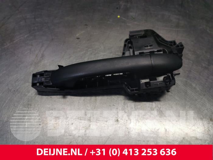Mercedes Vito Portiergreep 2Deurs rechts O208359