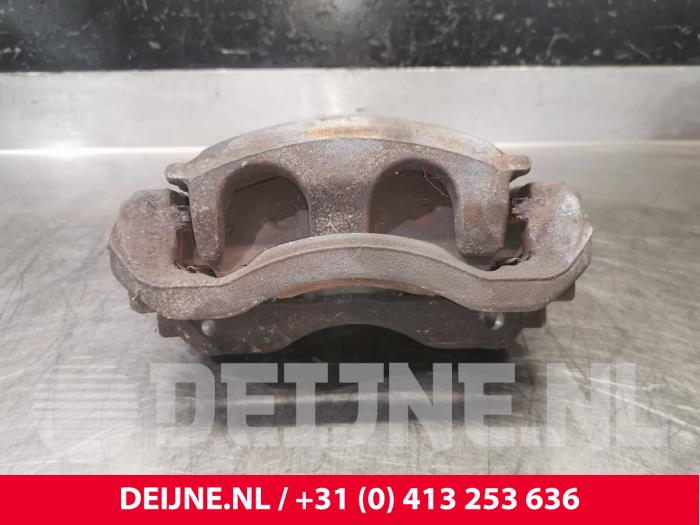 Renault Master Remklauw (Tang) links-voor O208522