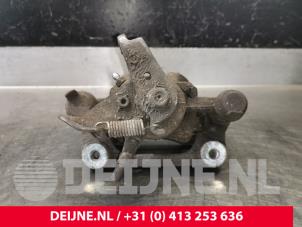 Renault Master Rear brake calliper, right O208523 photo 3