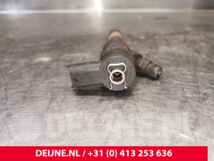 Volvo V70 Injector (diesel) O208585 photo 2
