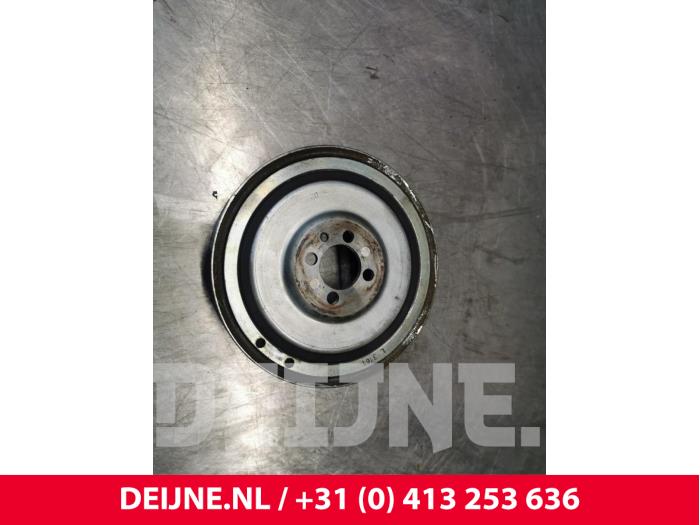 Gebruikte Krukas Poelie Fiat Doblo Cargo (263) 1.6 D Multijet Prijs € 30,25 Inclusief btw aangeboden door van Deijne Onderdelen Uden B.V.
