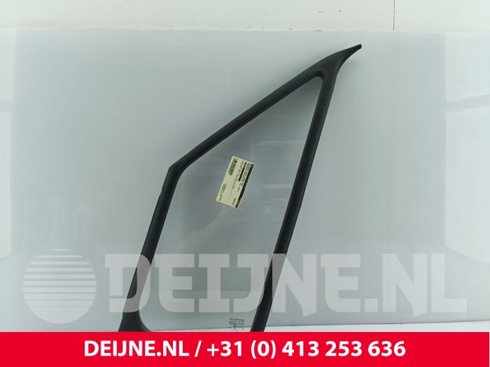 Mercedes Sprinter Driehoeks Ruit links-voor O208851