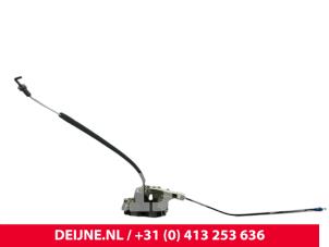 Mercedes Sprinter Deurslot Mechaniek 2Deurs links O208891 foto 3