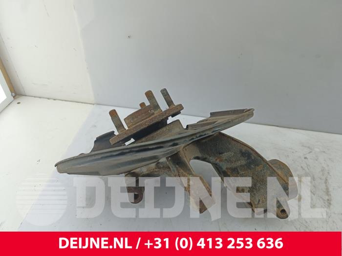 Ford Transit Connect Achsschenkel links vorne O208944