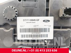 Ford Transit Connect Odometer KM O208949 photo 3