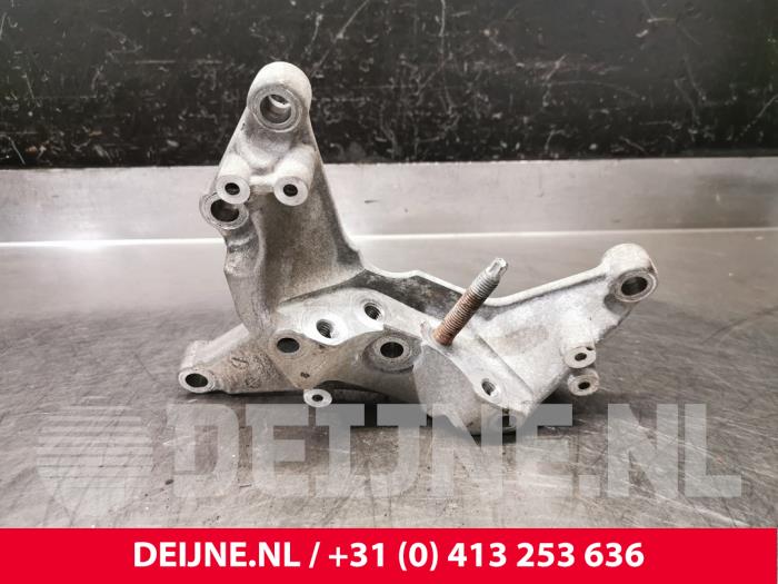 Ford Transit Motorlager O209157