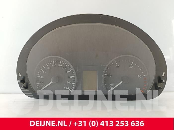 Mercedes Vito Kilometerteller KM O209203