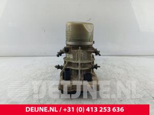 Volvo S60 Power steering pump O209338 photo 2