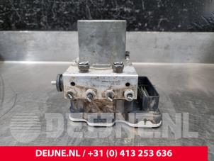 Gebruikte ABS Pomp Ford Transit 2.0 TDCi 16V Eco Blue 130 RWD Prijs € 211,75 Inclusief btw aangeboden door van Deijne Onderdelen Uden B.V.