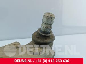 Volvo V40 Front lower wishbone, left O209545 photo 3