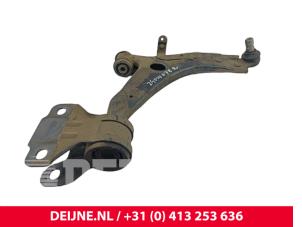 Volvo V40 Front lower wishbone, right O209546 photo 2