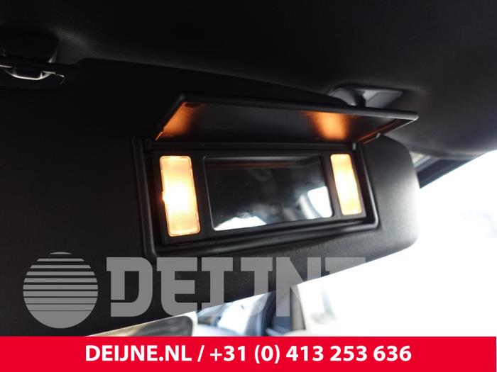 Volvo V40 Zonneklep O209582