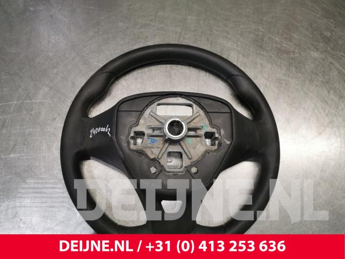 Stuurwiel van een Opel Combo Cargo 1.6 CDTI 75 2019