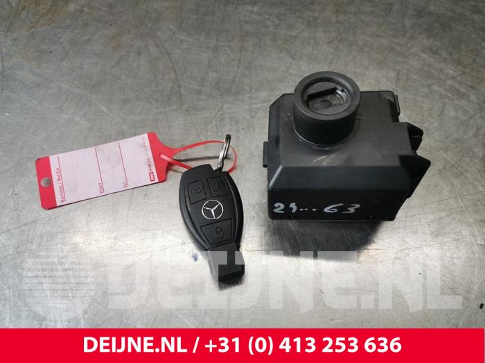 Mercedes Vito Kontaktslot+Sleutel O209811